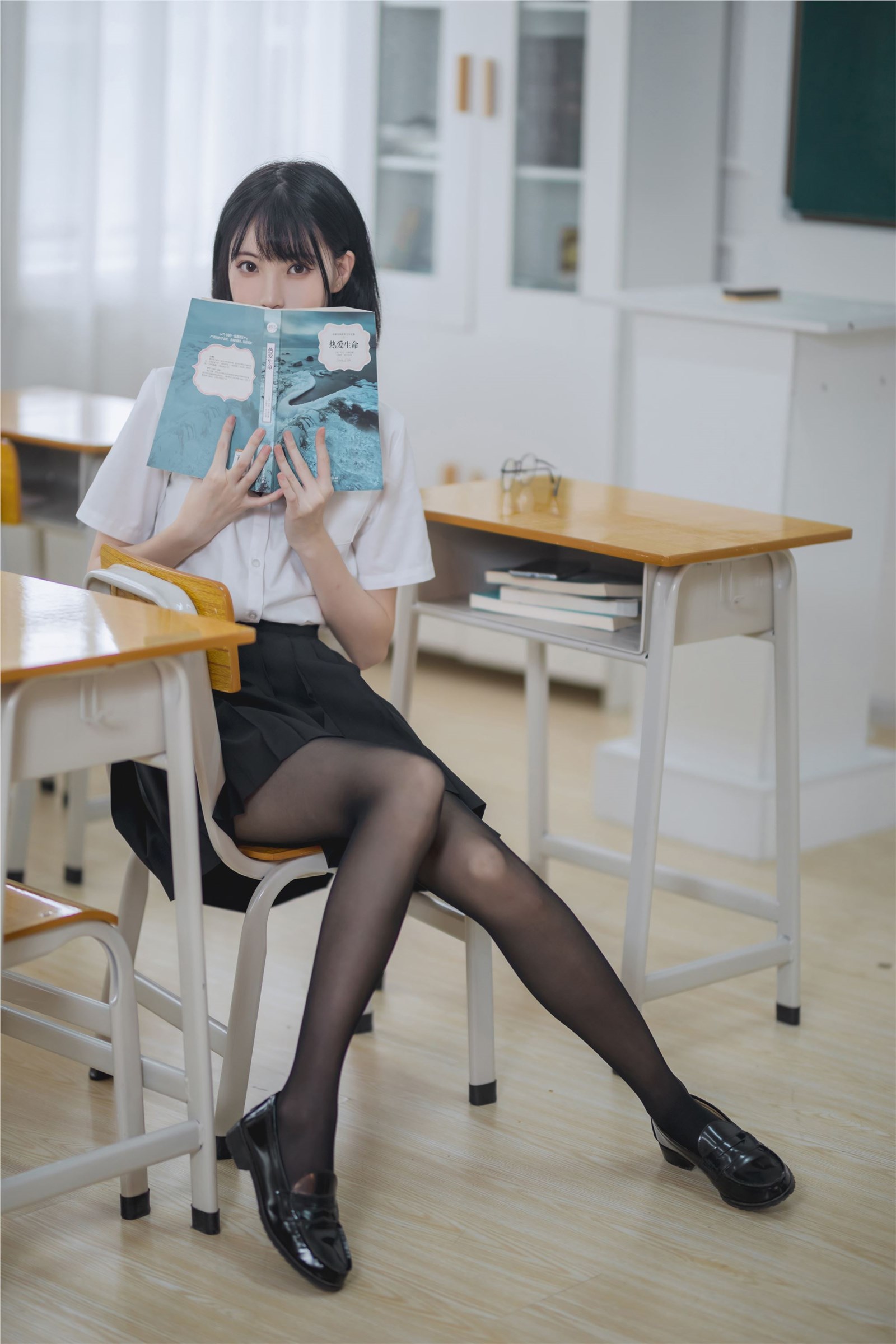 Xu LAN NO.001 Classroom JK Black Silk(38)